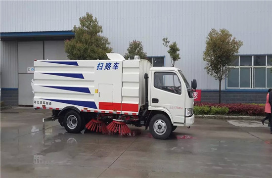 東風福瑞卡掃路車圖片