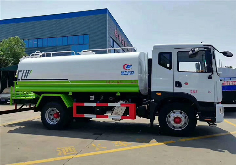 東風D9多利卡灑水車︱15噸灑水車圖片