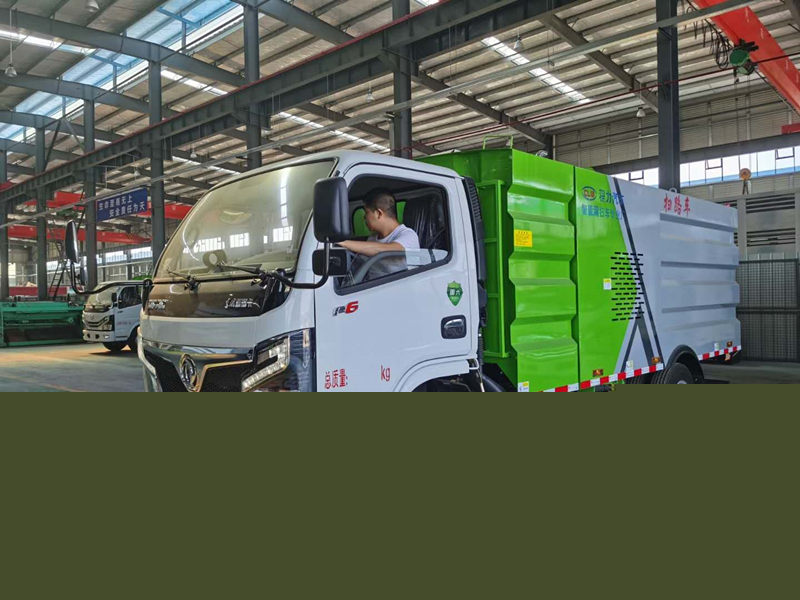 東風(fēng)小福瑞卡5噸掃路車(chē)
