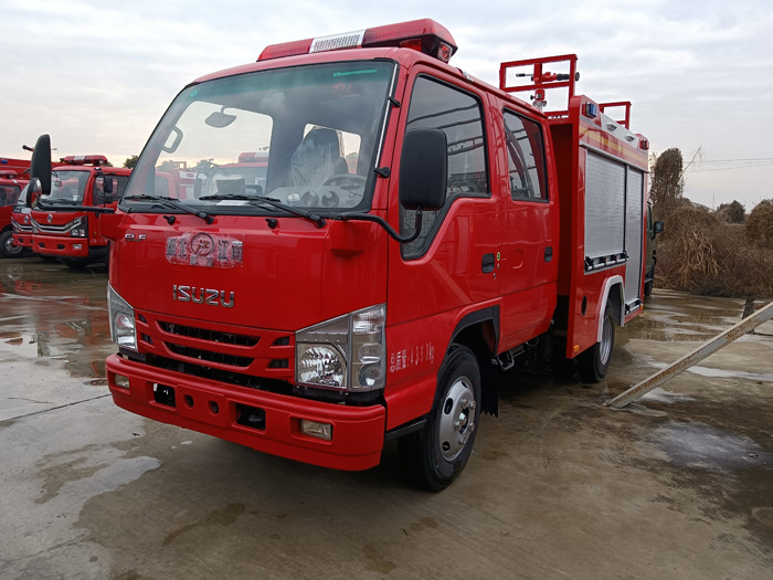 5噸消防灑水車多少錢_商業(yè)區(qū)倉(cāng)庫(kù)消防車_2.5-5噸泡沫消防車現(xiàn)車報(bào)價(jià)