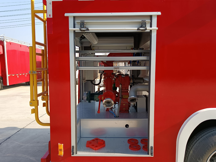 5噸消防灑水車價格_民用小型消防車_2.5-5噸泡沫消防車現(xiàn)車報價