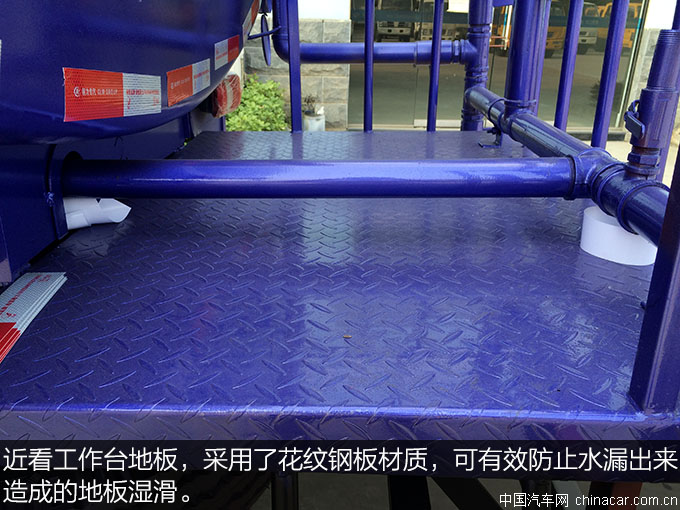 城市綠化好助手 東風(fēng)153綠化噴灑車(chē)評(píng)測(cè) 上裝篇 專(zhuān)用車(chē)