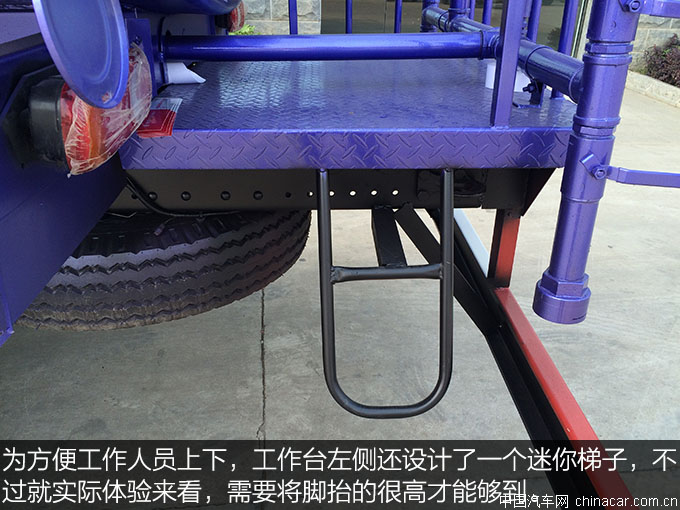 城市綠化好助手 東風(fēng)153綠化噴灑車(chē)評(píng)測(cè) 上裝篇 專(zhuān)用車(chē)