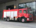 國(guó)6藍(lán)牌東風(fēng)多利卡D9_8方水罐消防車專業(yè)廠家